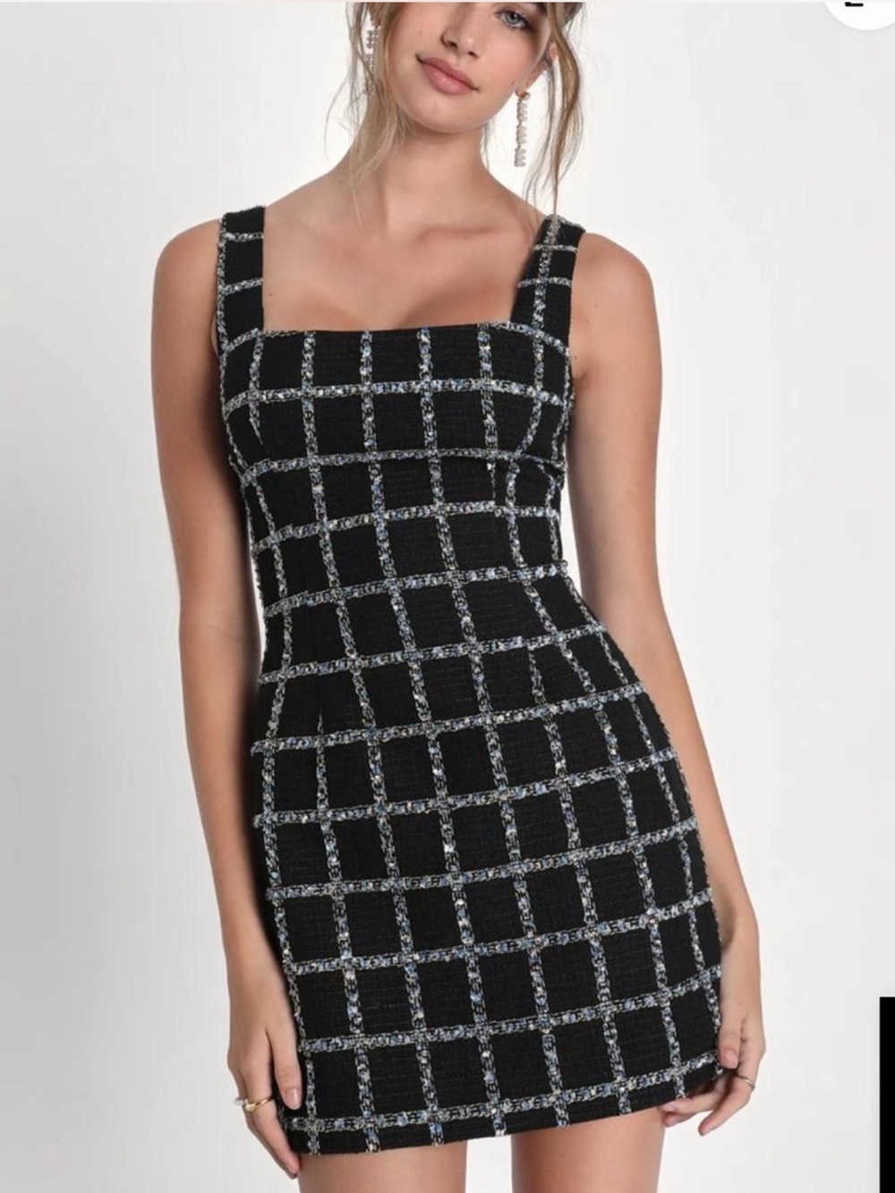 Chic Black and White Sleeveless Mini Dress for Cocktail Events